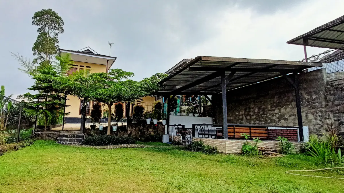 Familly House